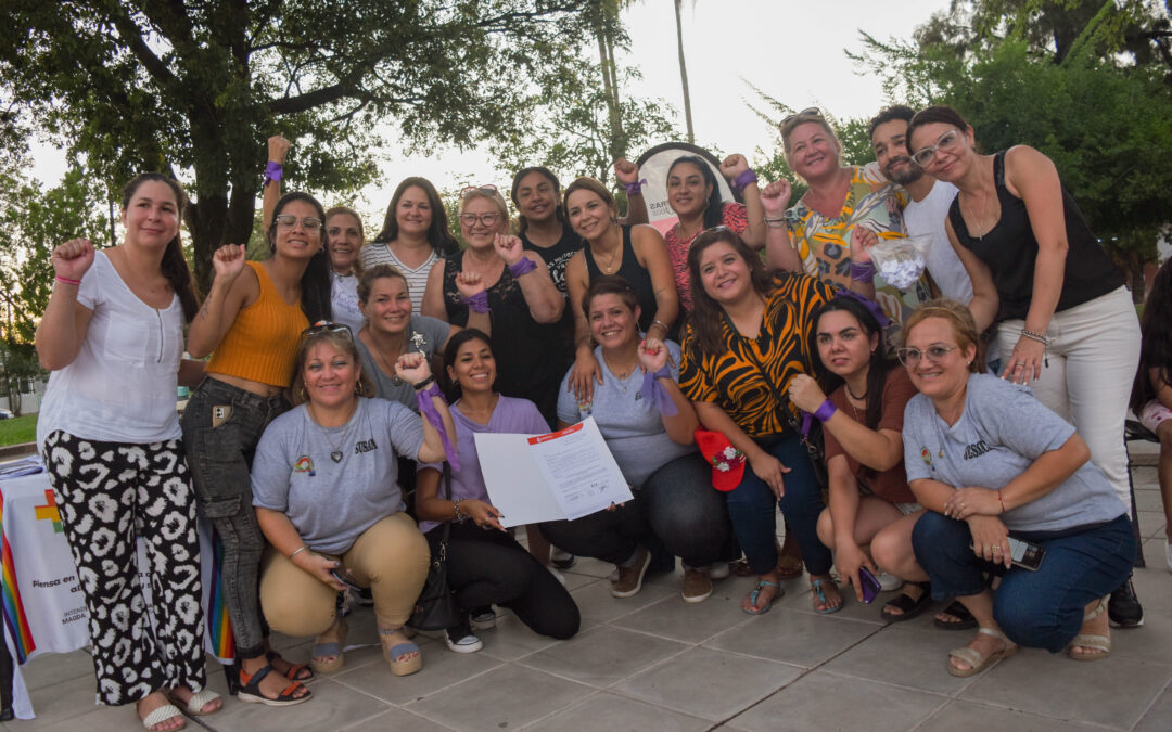 La intendente acompañó el conversatorio y mateada en conmemoración al día internacional de la mujer