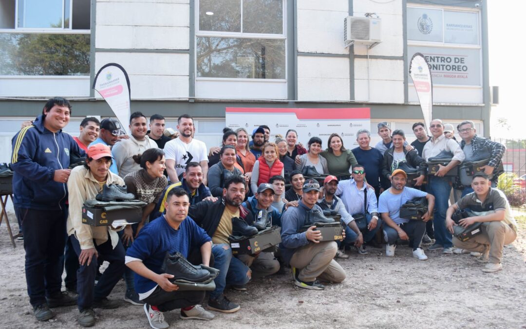 Más indumentaria y equipamientos a trabajadores Municipales