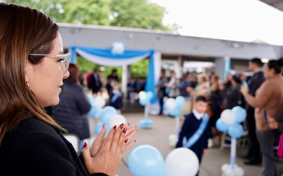 ¡Fᴇʟɪᴢ Dɪ́ᴀ ᴅᴇ ʟᴀ Bᴀɴᴅᴇʀᴀ! 🇦🇷