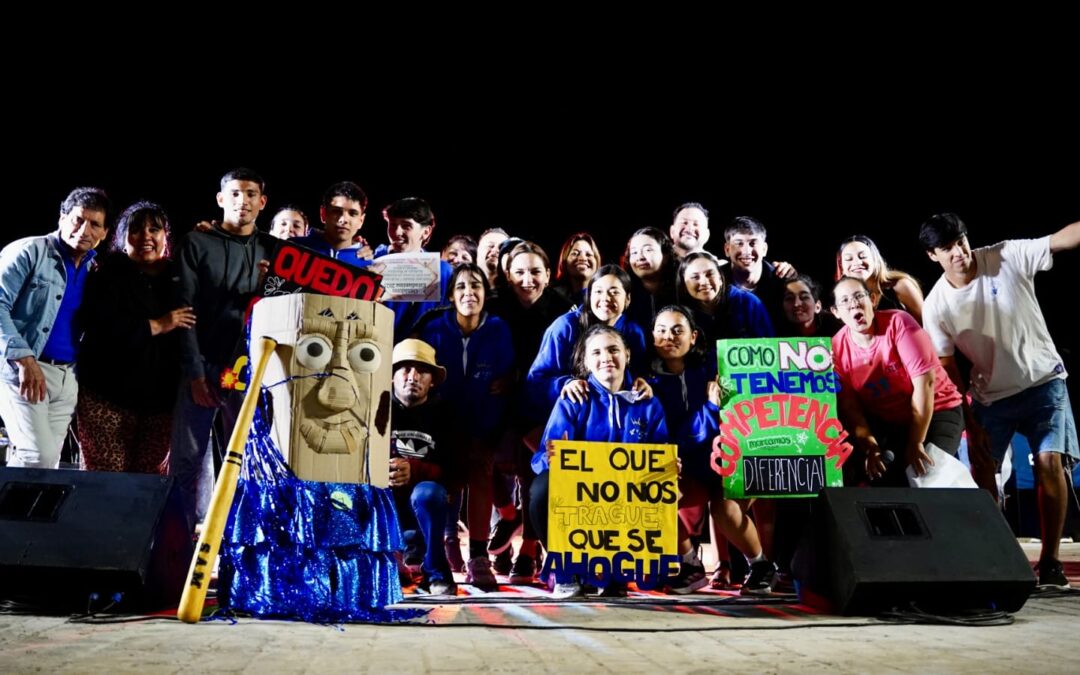 Barranqueras se une para celebrar a sus jóvenes en la Estudiantina 2025