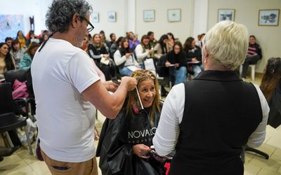 Más de 50 profesionales emprededores se capacitaron en productos capilares en Barranqueras
