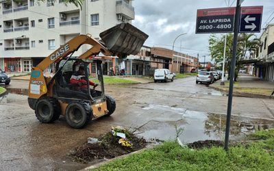 LA MUNICIPALIDAD DE BARRANQUERAS REFUERZA LOS TRABAJOS DE MANTENIMIENTO URBANO ANTE LAS INTENSAS LLUVIAS
