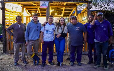 EL MUNICIPIO REFUERZA LA ATENCIÓN INTEGRAL Y LA ASISTENCIA A FAMILIAS EN EL BARRIO NÁUTICO
